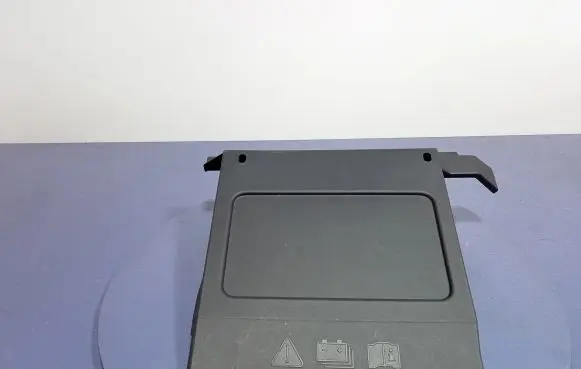 Other sill/pillar trim element