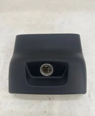 Volvo S90, V90 Cigarette lighter trim rear 31389249
