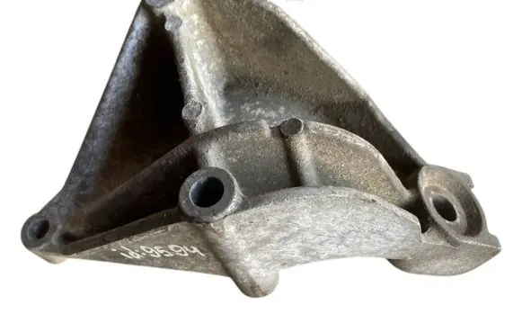 Volkswagen II LT Engine mounting bracket 074199307B