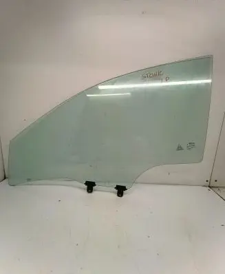 KIA Stonic Front door window glass four-door