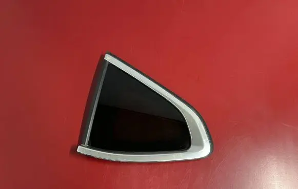 BMW X4 G02 Rear side window 7416547 741654710