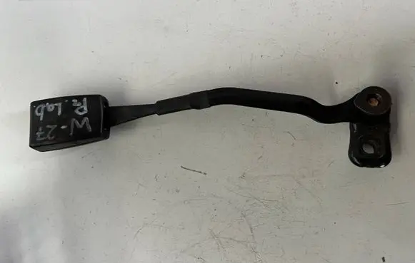 Volkswagen New Beetle Front seatbelt buckle 1J3858472K 211102