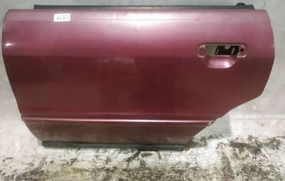 Audi 80 90 S2 B4 Rear door RAUDONOS