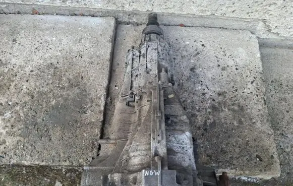 Audi A5 8T 8F Manual 5 speed gearbox 