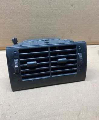 BMW 5 E39 Rear air vent grill 8376150 37620
