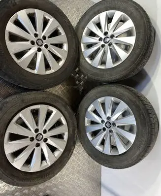 Seat Arona R16 alloy rim 