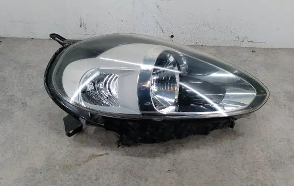 Fiat Punto Evo Headlight/headlamp 20C261