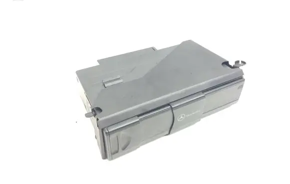 Mercedes-Benz CLK A209 C209 CD/DVD changer A2208274642