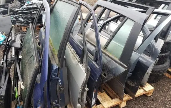 Renault Laguna II Front door pilkos