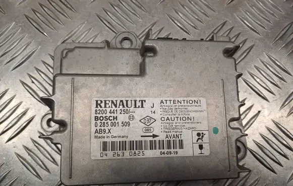 Renault Modus Airbag control unit/module 8200441250 0285001509