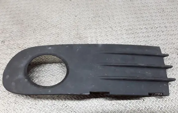 Volvo S40 Front fog light trim/grill 30657007