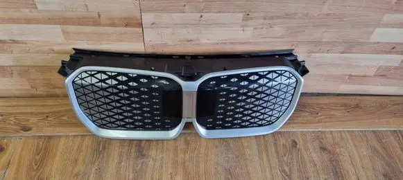 BMW X1 U11 Front grill 5A7D664