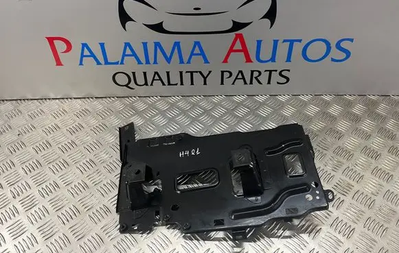 Peugeot 3008 I Battery tray 7501948001