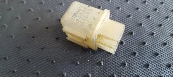 Nissan Primera Other relay 2433651E00