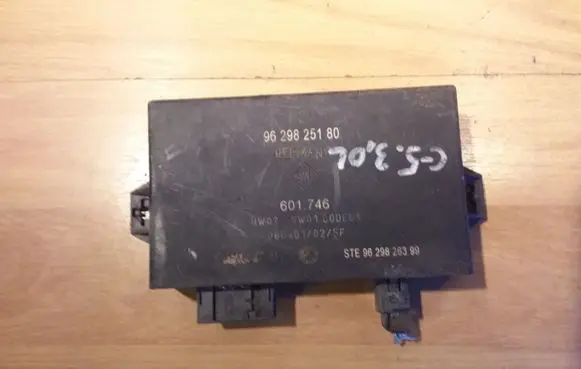 Citroen C5 Parking PDC control unit/module 9629825180 601746