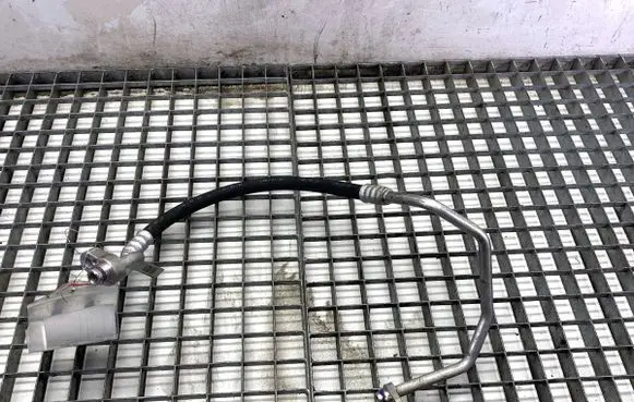 Audi Q3 F3 Air conditioning (A/C) pipe/hose 5QF816721AQ