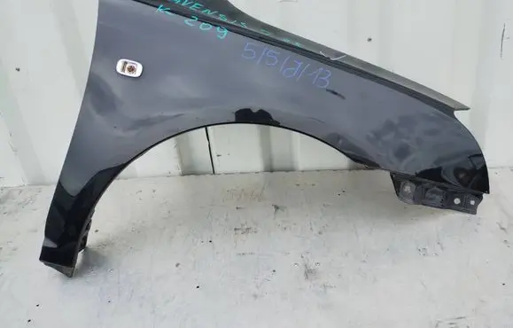 Toyota Avensis T250 Fender AVENSIT25