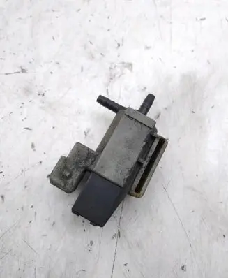 Hyundai i40 Turbo solenoid valve 351202A400