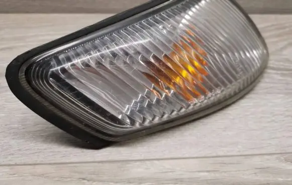 Mazda Premacy Front fender indicator light 185489B 03290613