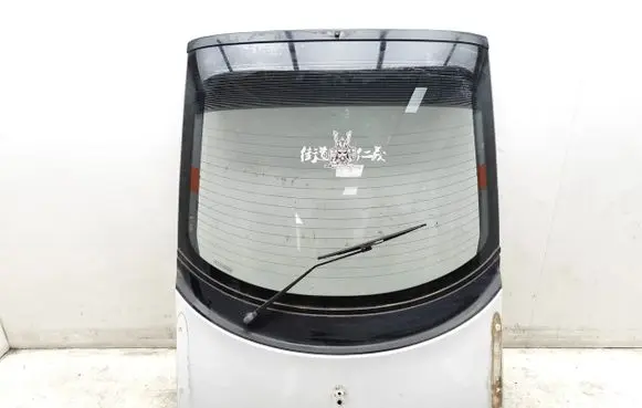 Mitsubishi Montero Tailgate/trunk/boot lid