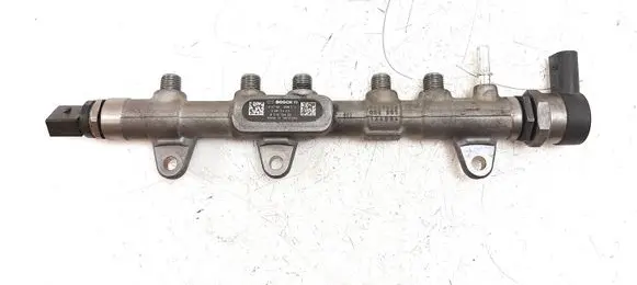 BMW 3 GT F34 Fuel main line pipe 0445214315 851415402 0281002949