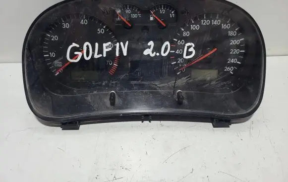 Volkswagen Golf IV Speedometer (instrument cluster)