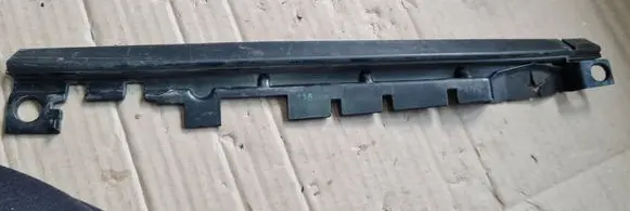 Audi A4 S4 B9 Intercooler air guide/duct channel 8W0121292B