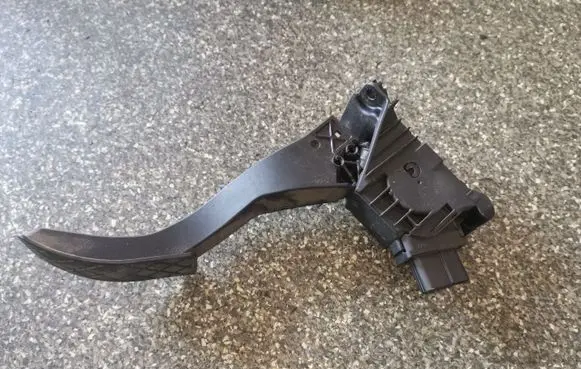 Skoda Octavia Mk3 (5E) Accelerator throttle pedal 5Q1723503H