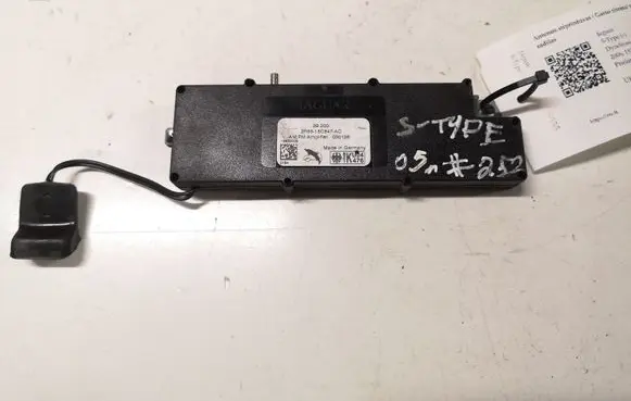 Jaguar S-Type Aerial antenna amplifier 2R8318C847AC 29200 030106