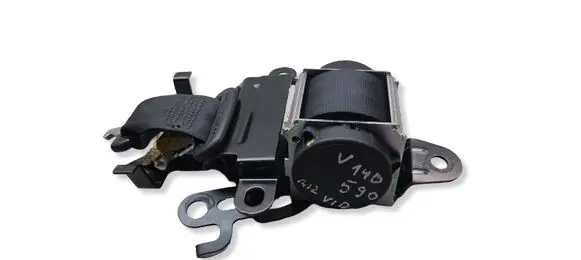 Toyota Verso Middle seatbelt (rear) 733500F020 6102940 057162