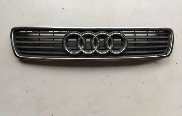 Audi A4 S4 B5 8D Front grill 8D0853651J