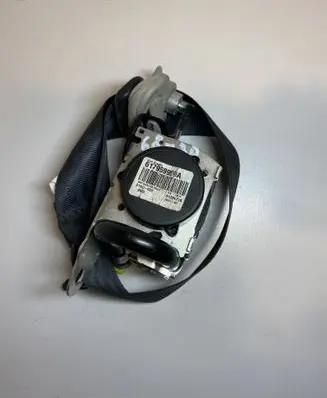 Nissan Juke I F15 Set of seat belts 617969900A
