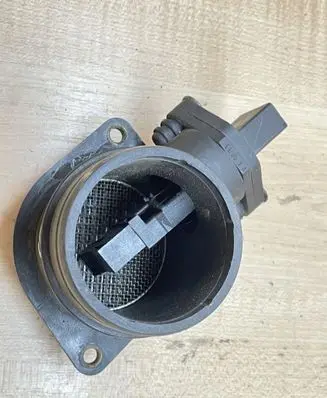 Seat Toledo IV (NH) Mass air flow meter 06A906461G 0280218060
