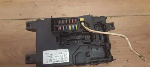 Fiat Grande Punto Fuse box set 00517086160
