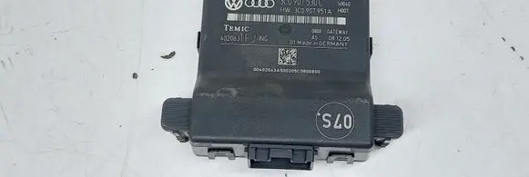 Volkswagen PASSAT B6 Gateway control module 3C0907530C