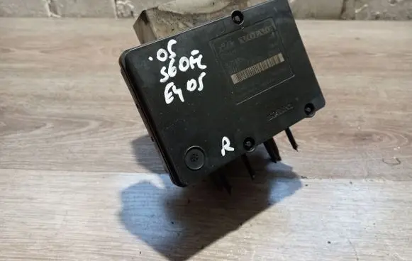 Volvo S60 ABS Pump 10020404894 30714952 P30714952