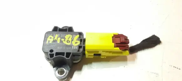 Audi A4 S4 B7 8E 8H Airbag deployment crash/impact sensor 8P0955557