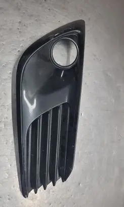 Toyota Auris E180 Front fog light trim/grill 5204002210