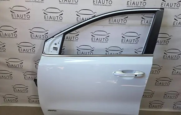 KIA Sportage Front door 