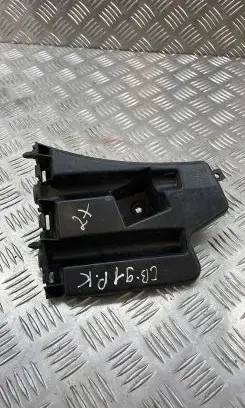 Volvo S60 Front bumper mounting bracket 30796625