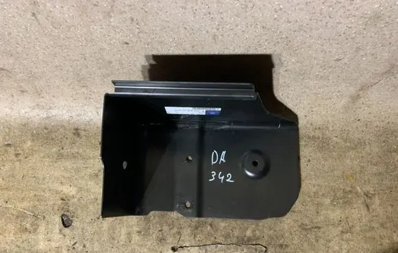 Mercedes-Benz C W204 Battery box tray cover/lid A204898261405