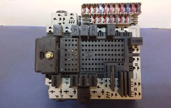 Volvo S60 Fuse box set 8622520