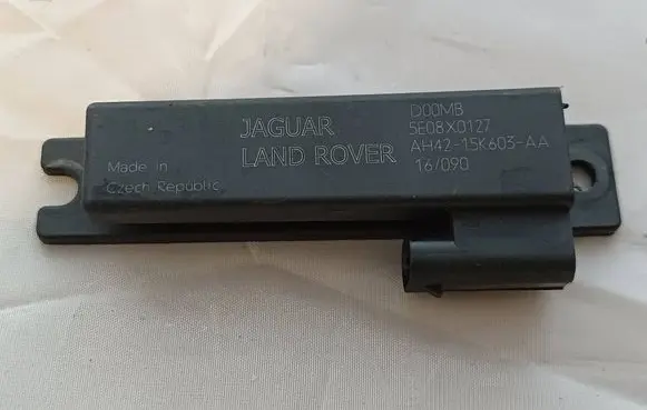 Jaguar F-Pace Keyless system antenna 5E08X0127 AH4215K603AA