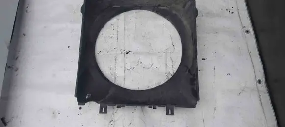 Iveco Daily 4th gen Radiator cooling fan shroud 504115752