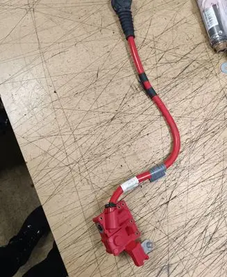 BMW 7 F01 F02 F03 F04 Positive cable (battery) 921703302 9217033