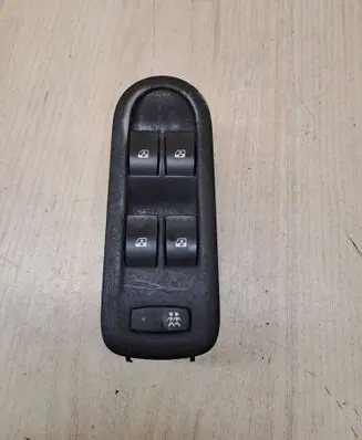 Renault Megane II Electric window control switch 156018070