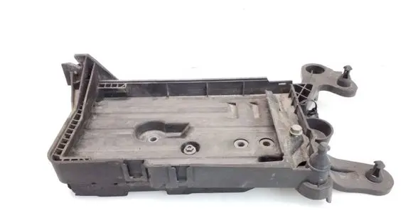 Skoda Octavia Mk3 (5E) Battery tray 5Q0915321H