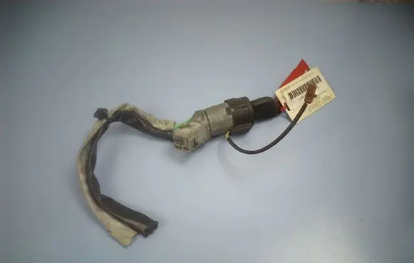 Peugeot Partner Ignition lock 9648445180