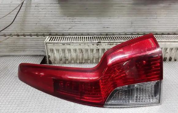 Volvo V50 Rear/tail lights 30744542