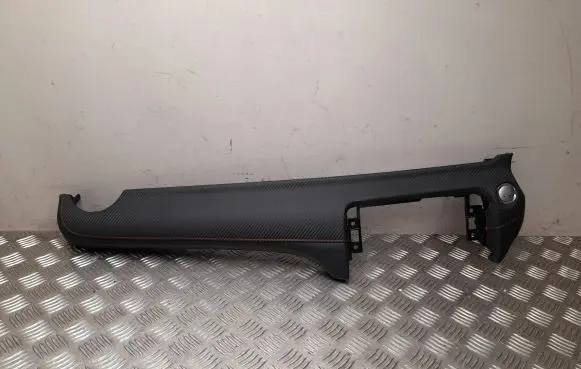 MG ZS Radio/GPS head unit trim 10716604